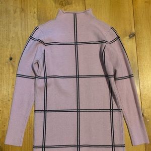 Pink mid thigh dress 👗